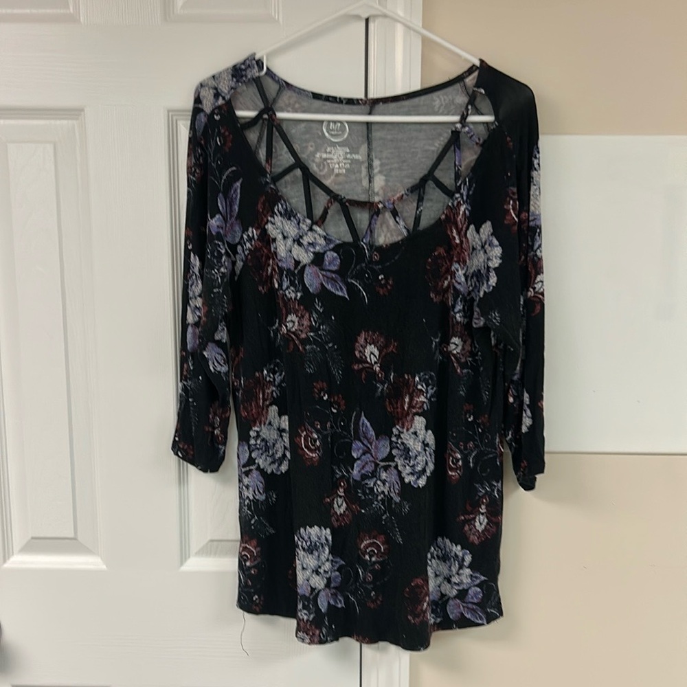 Maurice's 24/7 Floral Top Lattice Neckline